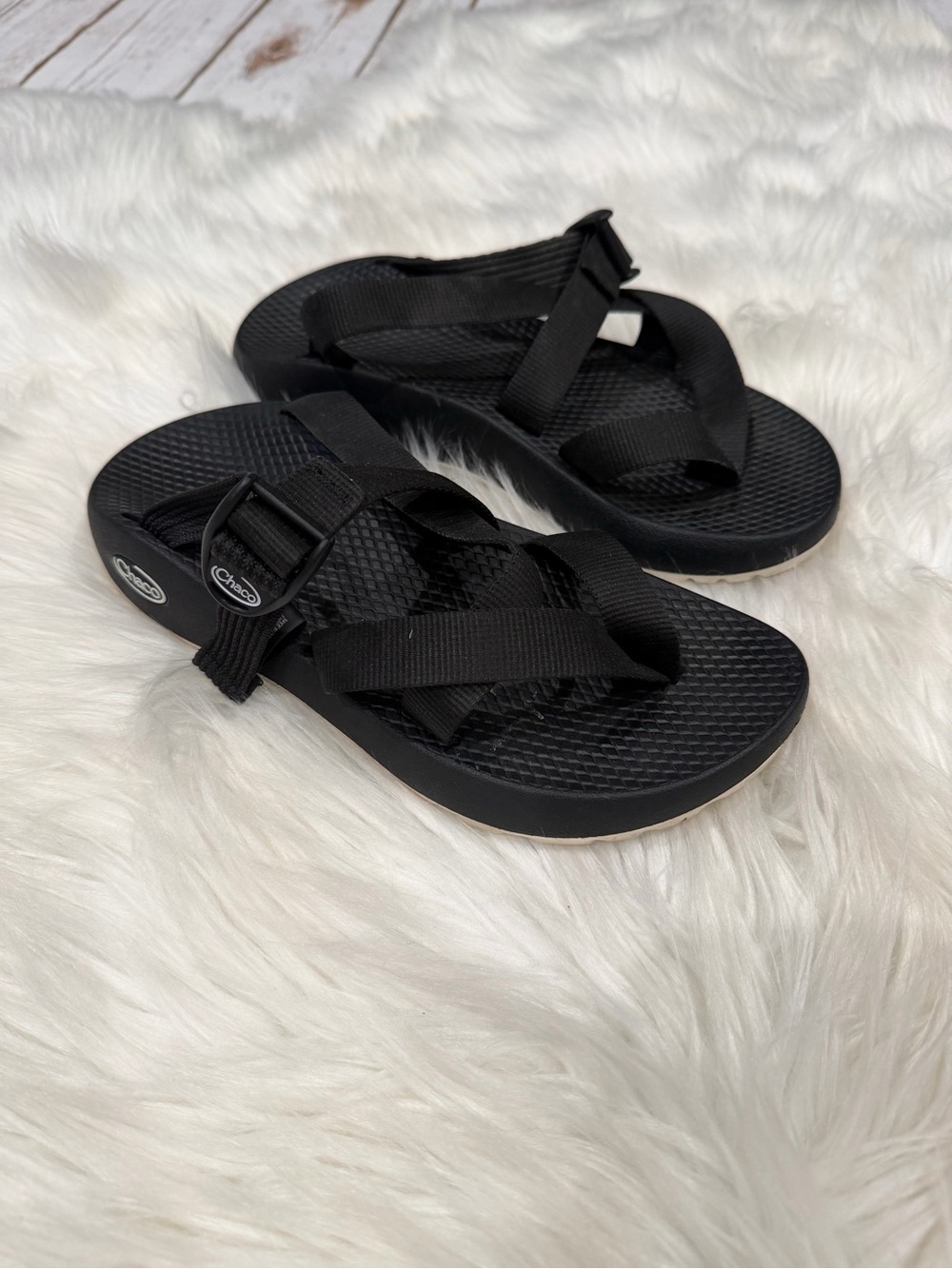 Chaco Women's Tegu Black Sandal Size 7